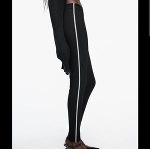 ZARA HIGH RISE LEGGING RHINESTONE SIDE STRIPE SIZE MEDIUM‎